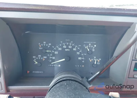 1993 GMC Sierra C1500 z USA, uszkodzony, nr VIN 1GTDC14K9PZ527681